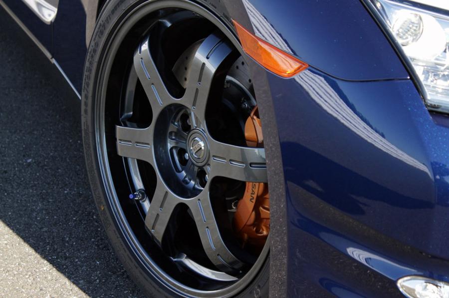  Nissan GT-R 2015 года  (фото 25 из 56)